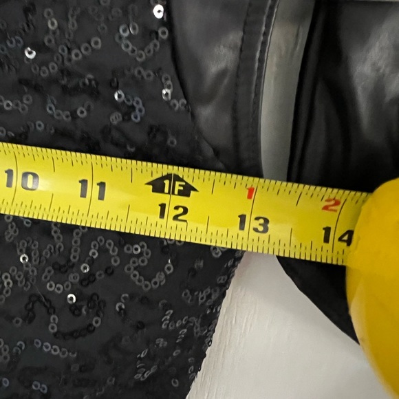 Weissman Two Piece Sequined and Black Metallic Dance Costume Rhinestone Belt LC - Picture 15 of 16